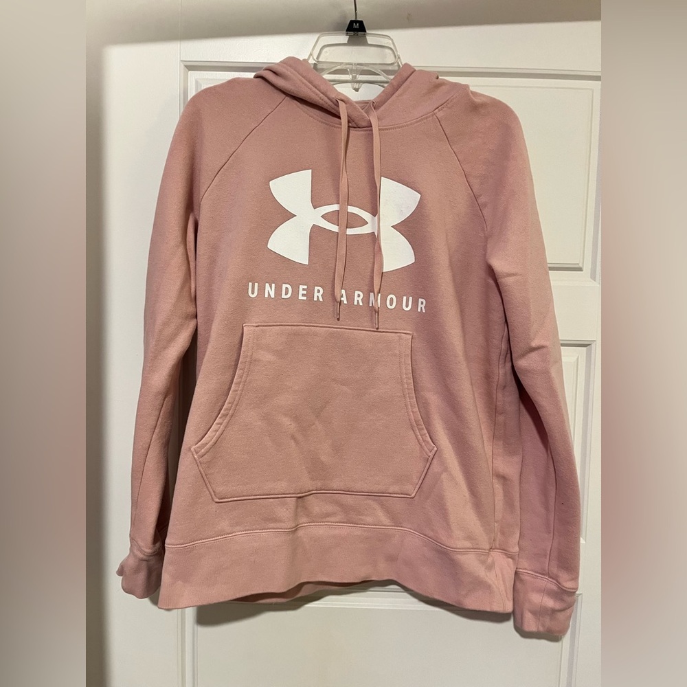 Under Armor Women’s Hoodie Medium